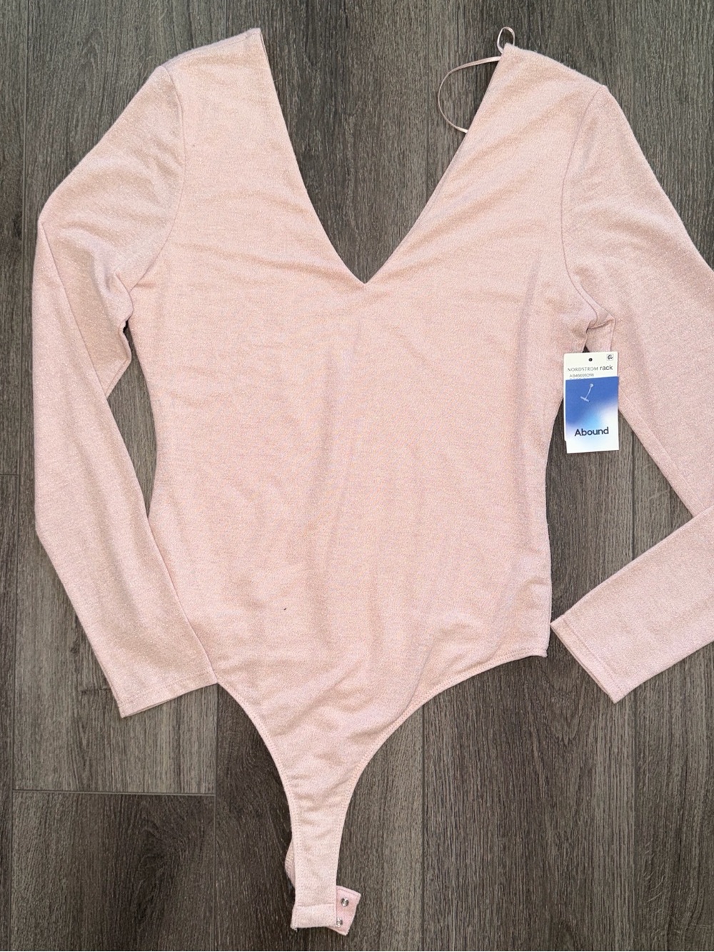 NWT Abound Light blush Pink Long Sleeve deep V-Neck Bodysuit